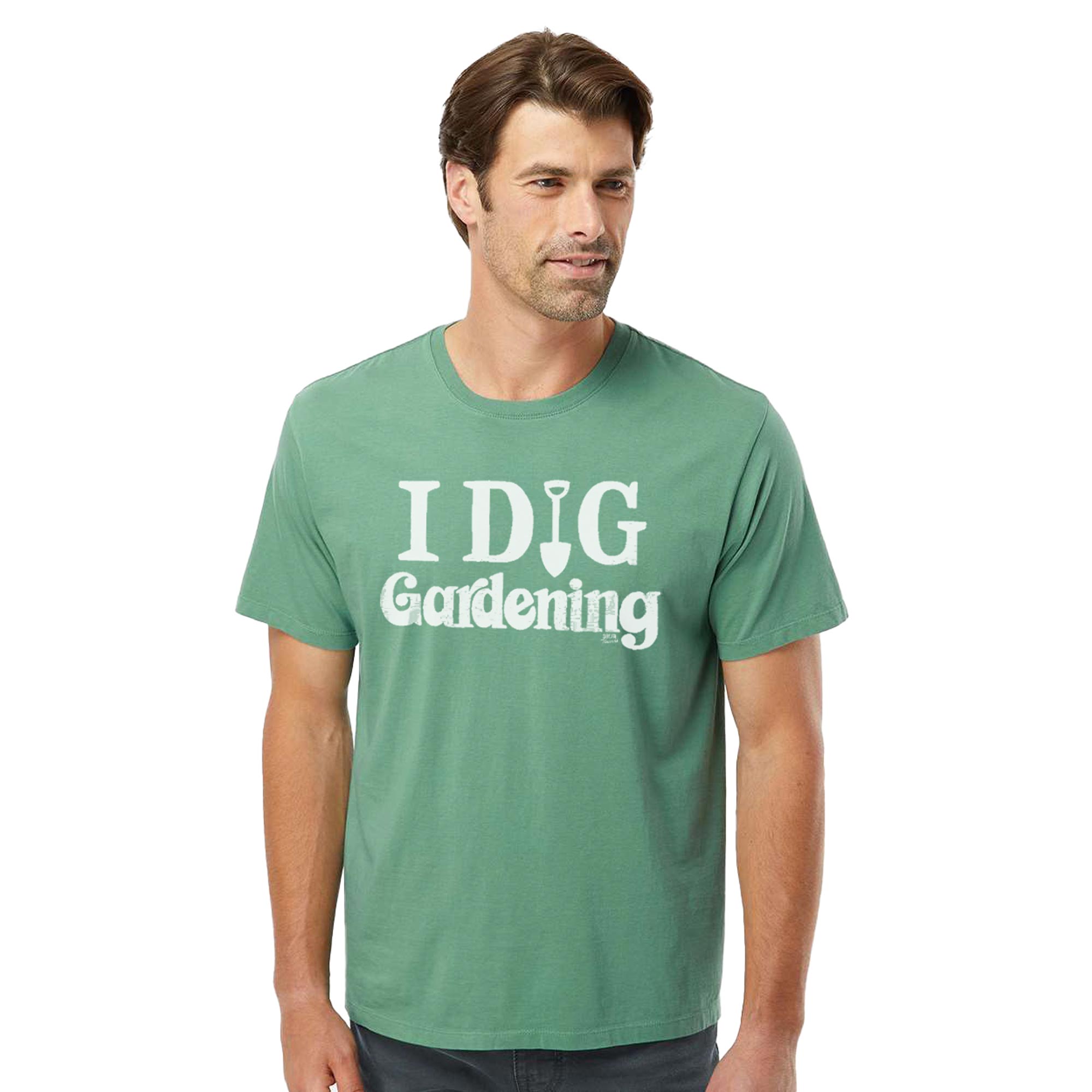 I Dig Gardening Vintage Organic Cotton T-shirt | Funny Nature   Tee On Model | Solid Threads