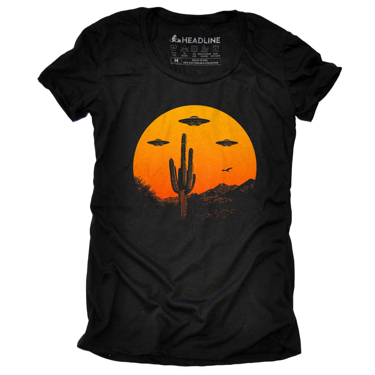 Women&#39;s Ufo Country Designer Graphic T-Shirt | Vintage Artsy Alien Desert Cactus Tee | Solid Threads