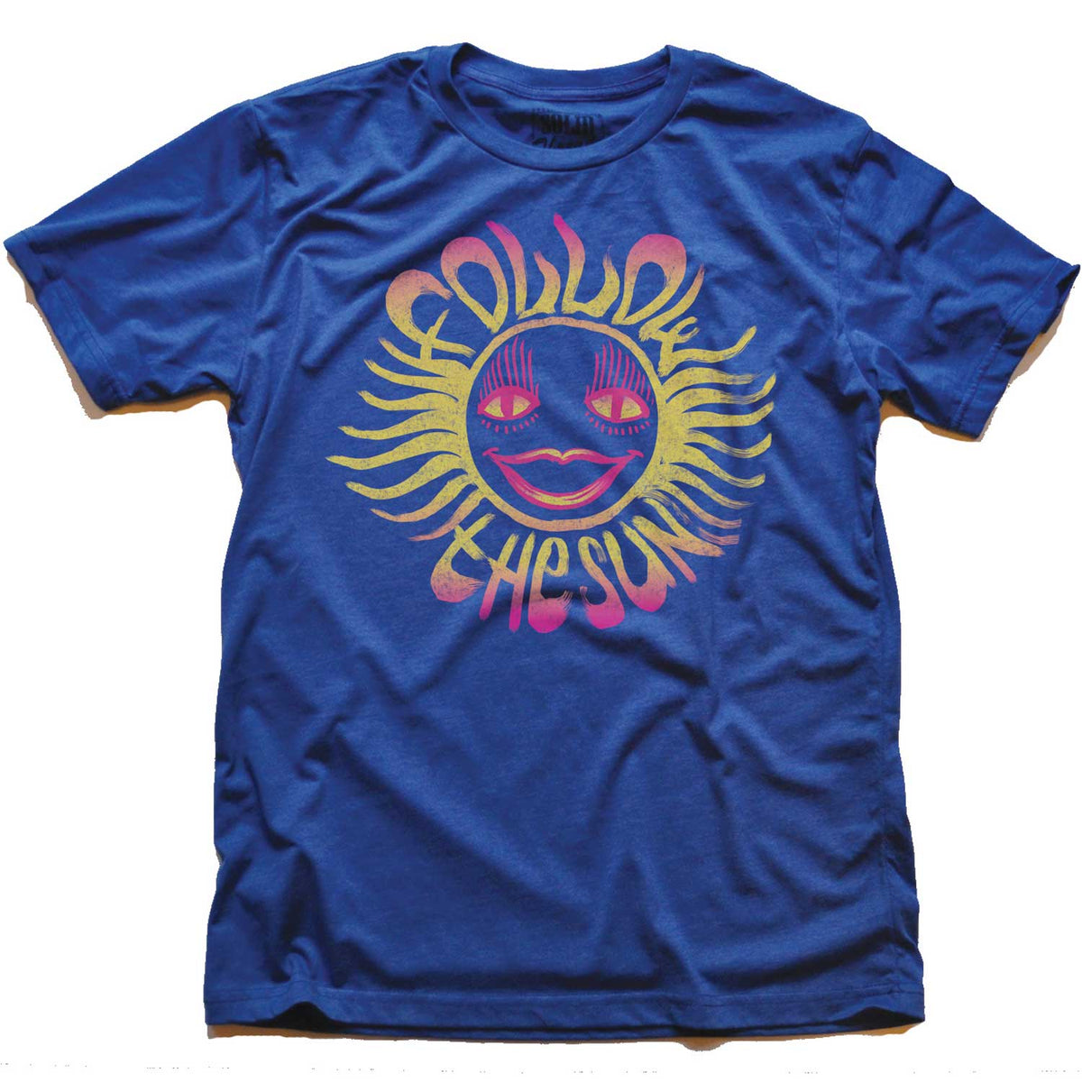 Men&#39;s Follow The Sun Cool Beach Graphic T-Shirt | Vintage Hippie Tee | Solid Threads
